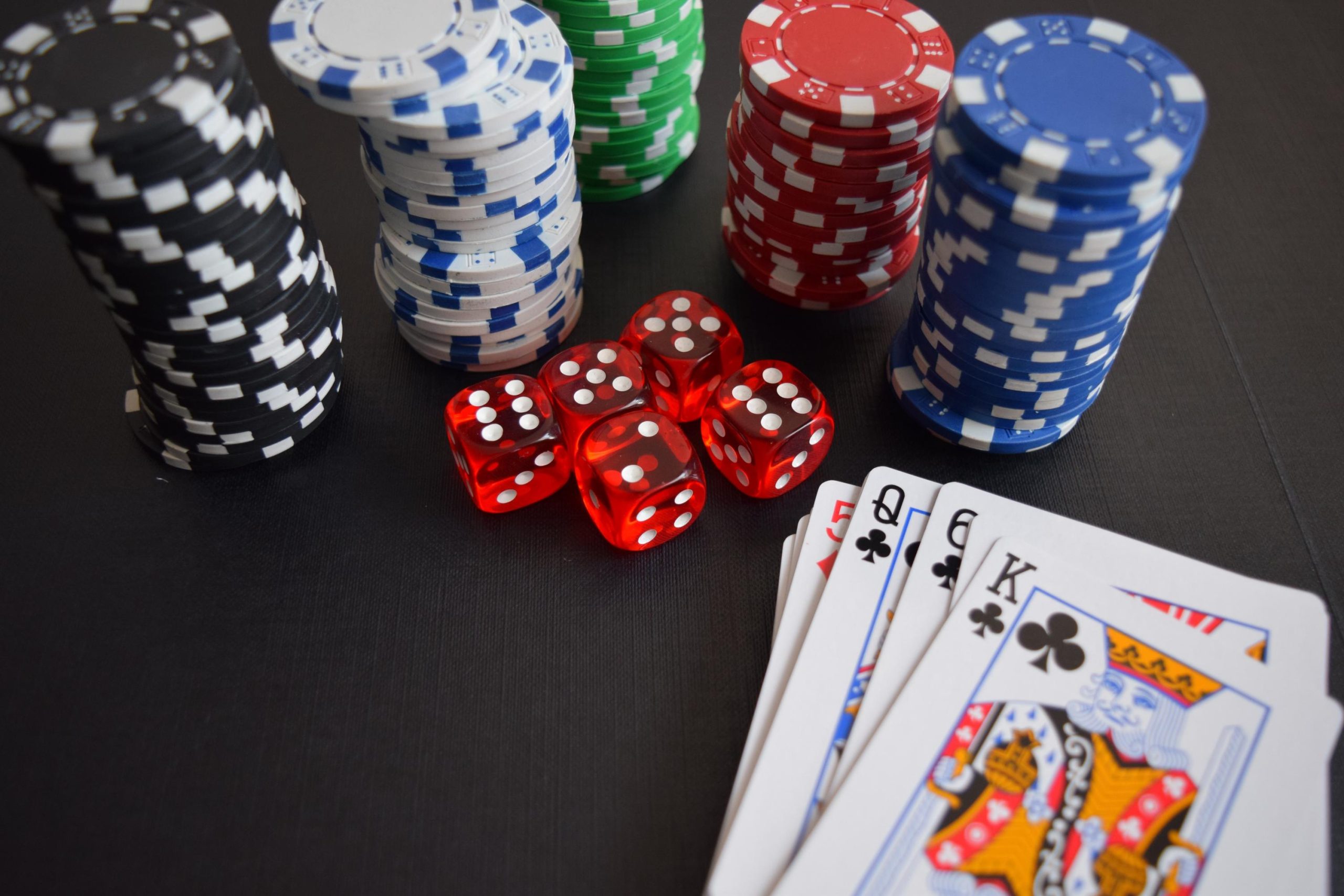 Baccarat Betting Fundamentals: Player, Banker, and Tie Explained